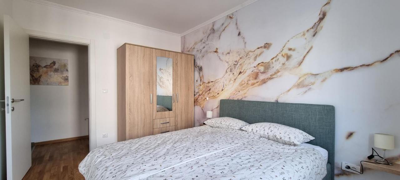 Apartman Visnja 수보티차 외부 사진